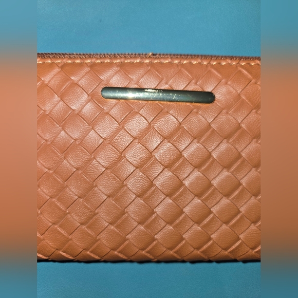 OFSM Woven Tan Zip Wallet - Picture 4 of 7